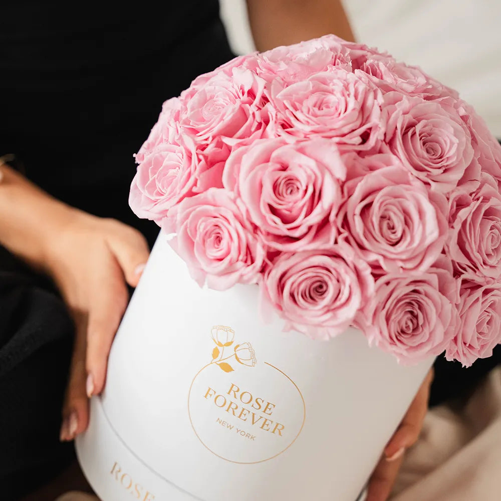 Pink Forever Roses | Perfect Gift That Last A Year by Rose Forever New York, image size:1000x1000