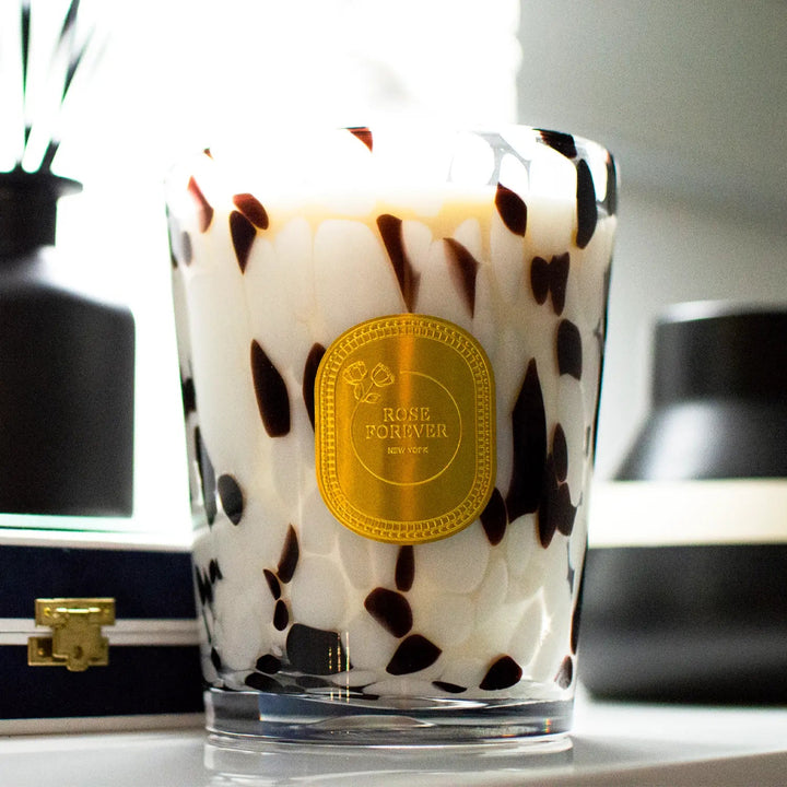 Vanilla Musk - Scented Candle - Rose Forever