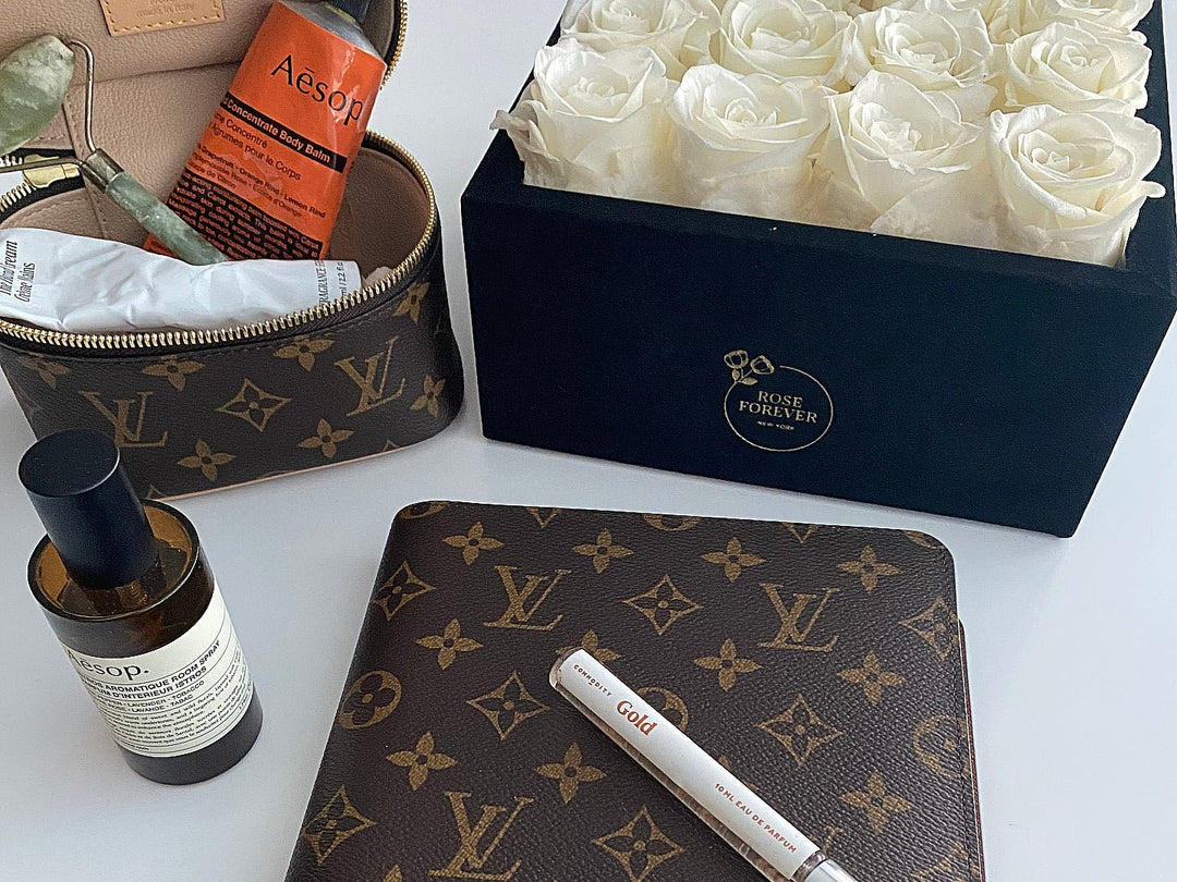 5 Best gifts for your Girlboss Best Friend - Rose Forever