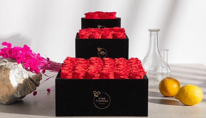 Black Velvet Box of Roses – Rose Forever