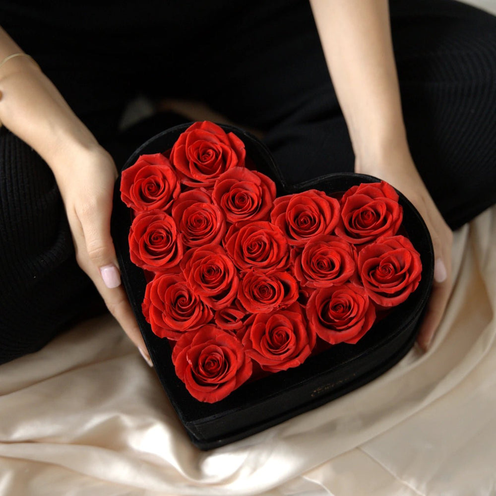 16 Red Roses - Black Heart Box - Rose Forever
